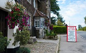 Fox & Hounds Hotel